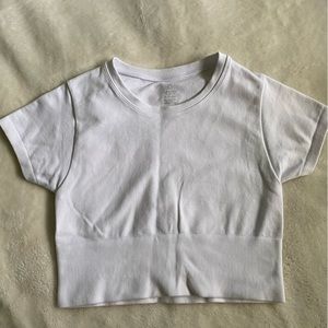 Aerie Offline Stretch Crop tshirt - XS